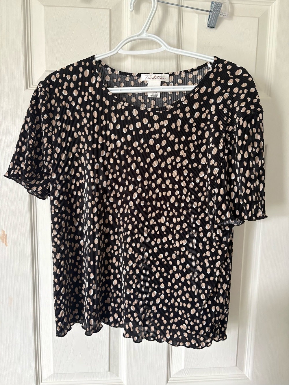 Black & Cream Polka Dot Short Sleeve Top